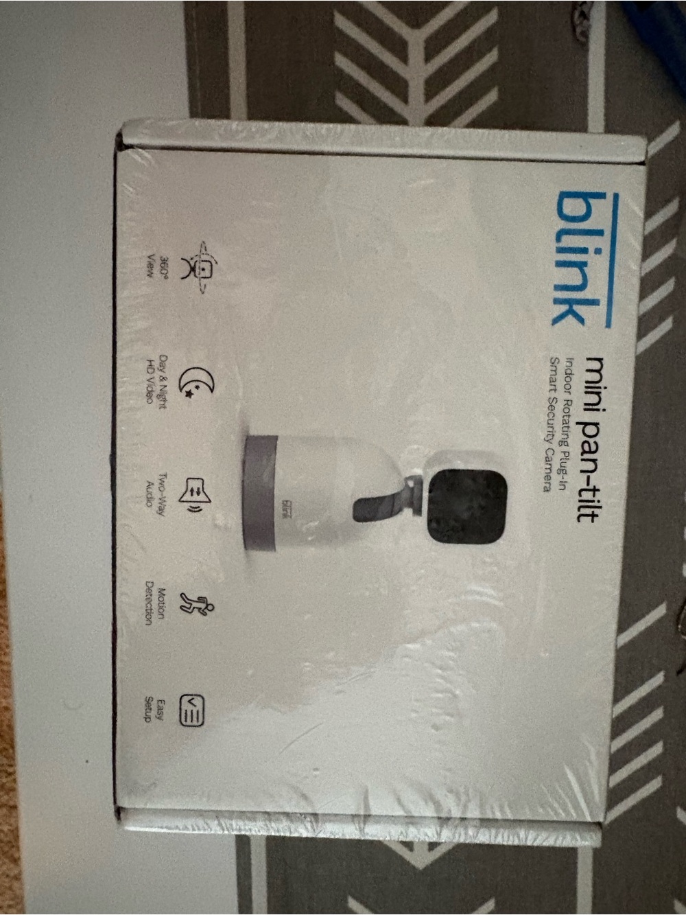 Blink Mini Pan-Tilt Indoor Smart Security Camera - White